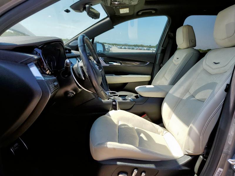  CADILLAC XT6 2020 Серебристый