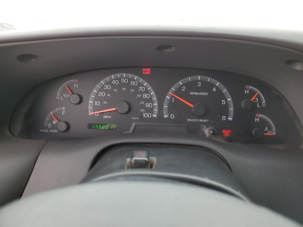 1FTZX1723YNA22380 2000 Ford F150