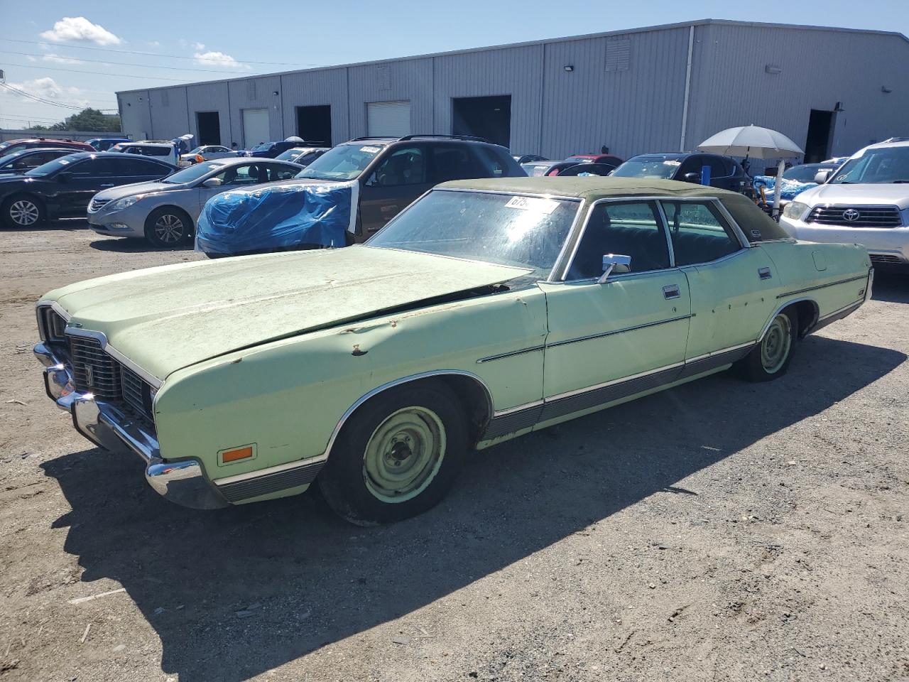 2W63S259438 FORD LTD Photo 1