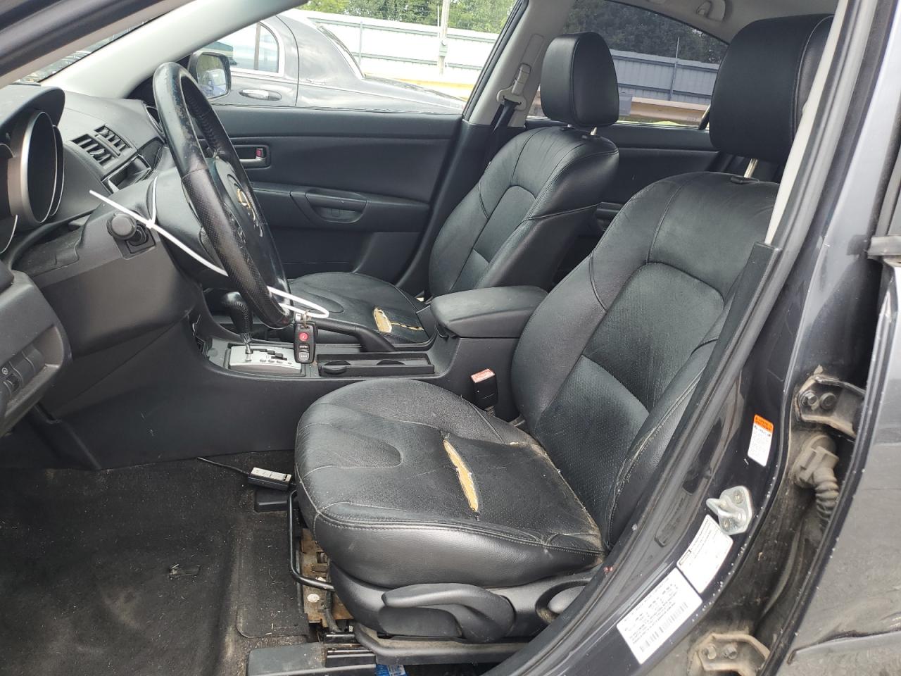 2005 Mazda 3 S VIN: JM1BK323551288921 Lot: 70312865