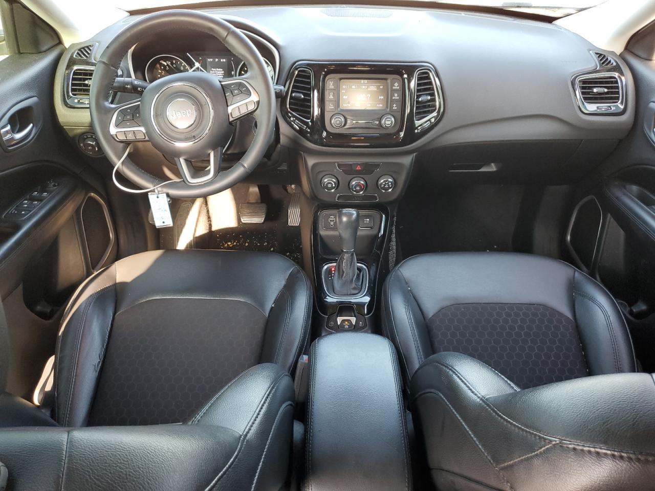 2018 Jeep Compass Latitude VIN: 3C4NJCBB9JT408214 Lot: 67755695