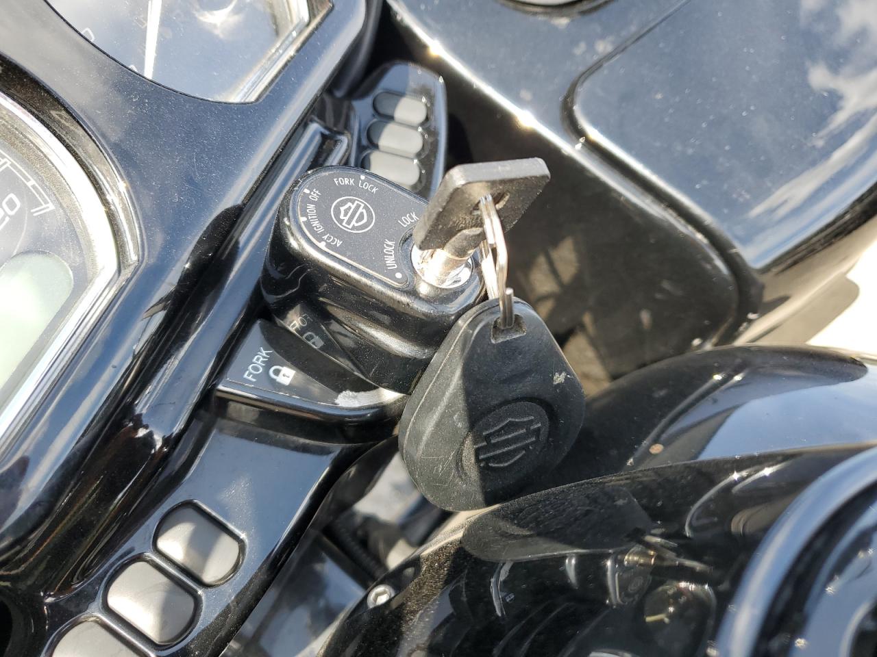 2020 Harley-Davidson Fltrxs VIN: 1HD1KTP16LB601743 Lot: 70287535