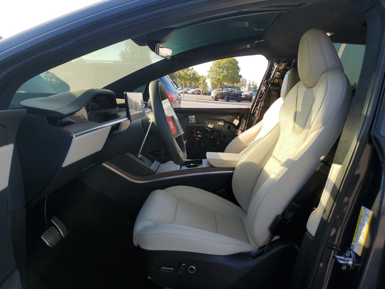 7SAXCBE53RF437000 2024 Tesla Model X