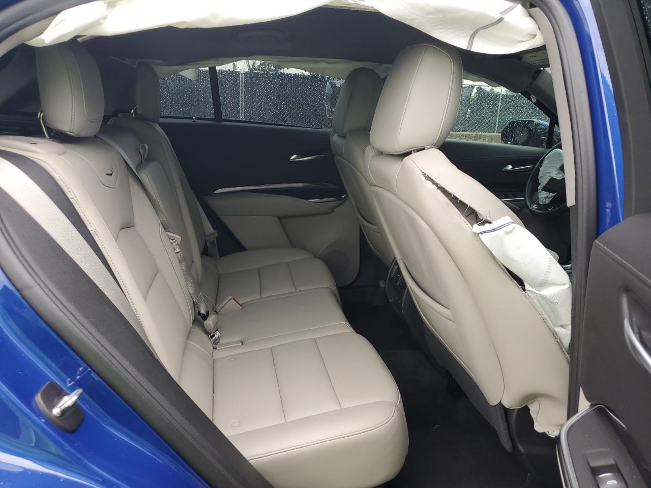 2023 Cadillac Xt4 Luxury VIN: 1GYAZAR45PF107584 Lot: 70007255