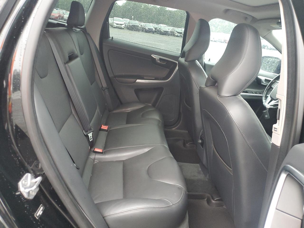 2015 Volvo Xc60 T6 Premier VIN: YV4902RK8F2762011 Lot: 70096965