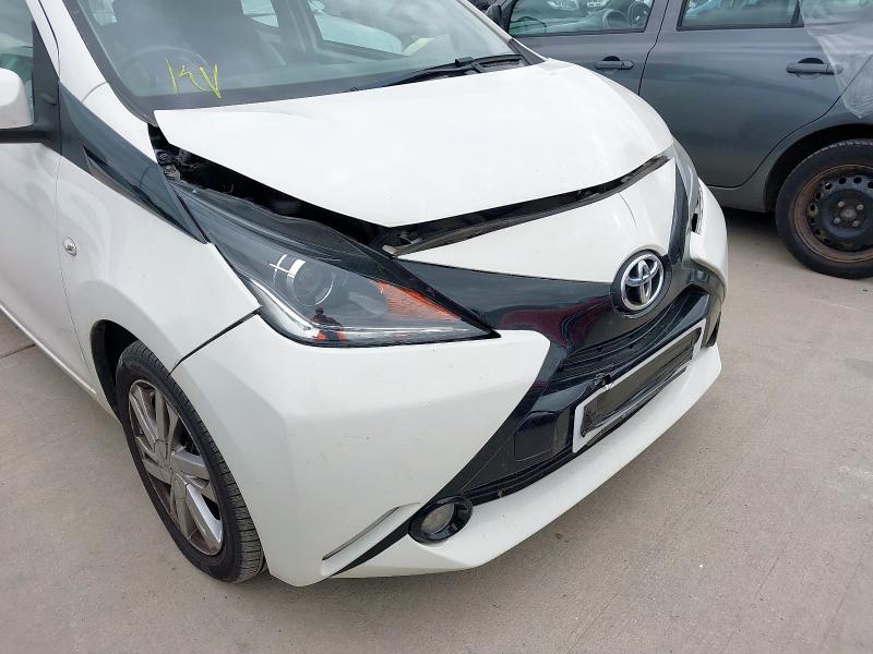 2015 TOYOTA AYGO X-PRESSION VVT-I 