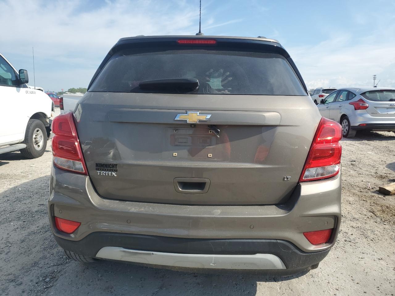 2020 Chevrolet Trax 1Lt VIN: KL7CJLSB8LB353215 Lot: 70131445