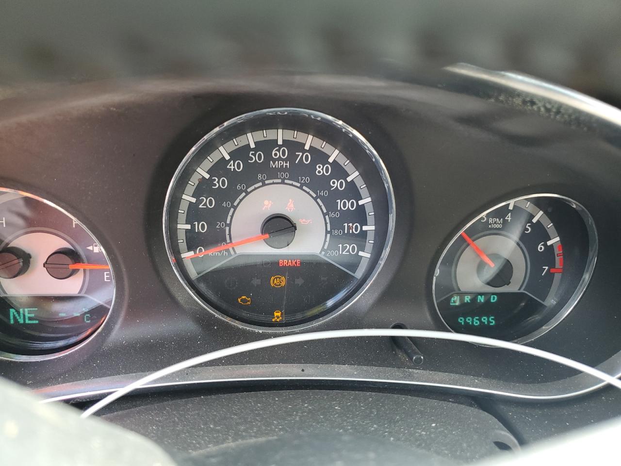 2011 Chrysler 200 Touring VIN: 1C3BC2EBXBN530265 Lot: 68931945