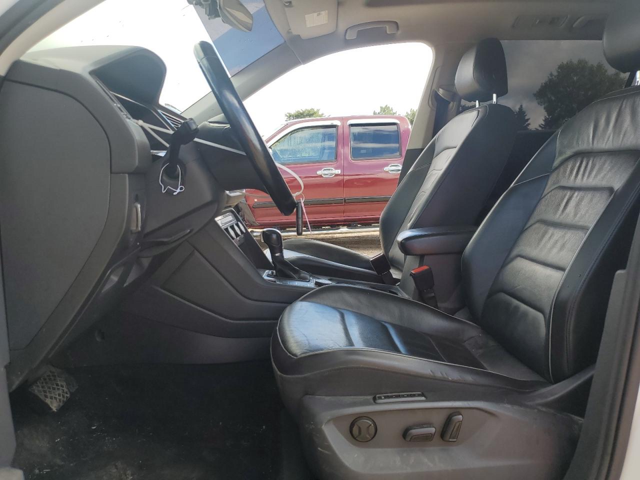 2018 Volkswagen Tiguan Sel Premium VIN: 3VV4B7AX3JM007282 Lot: 68905695