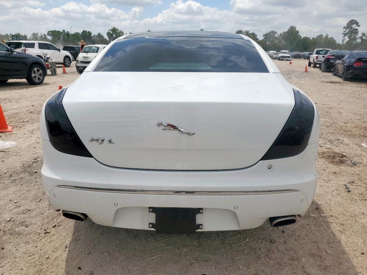 2012 Jaguar Xjl VIN: SAJWA2GB0CLV37997 Lot: 70962415