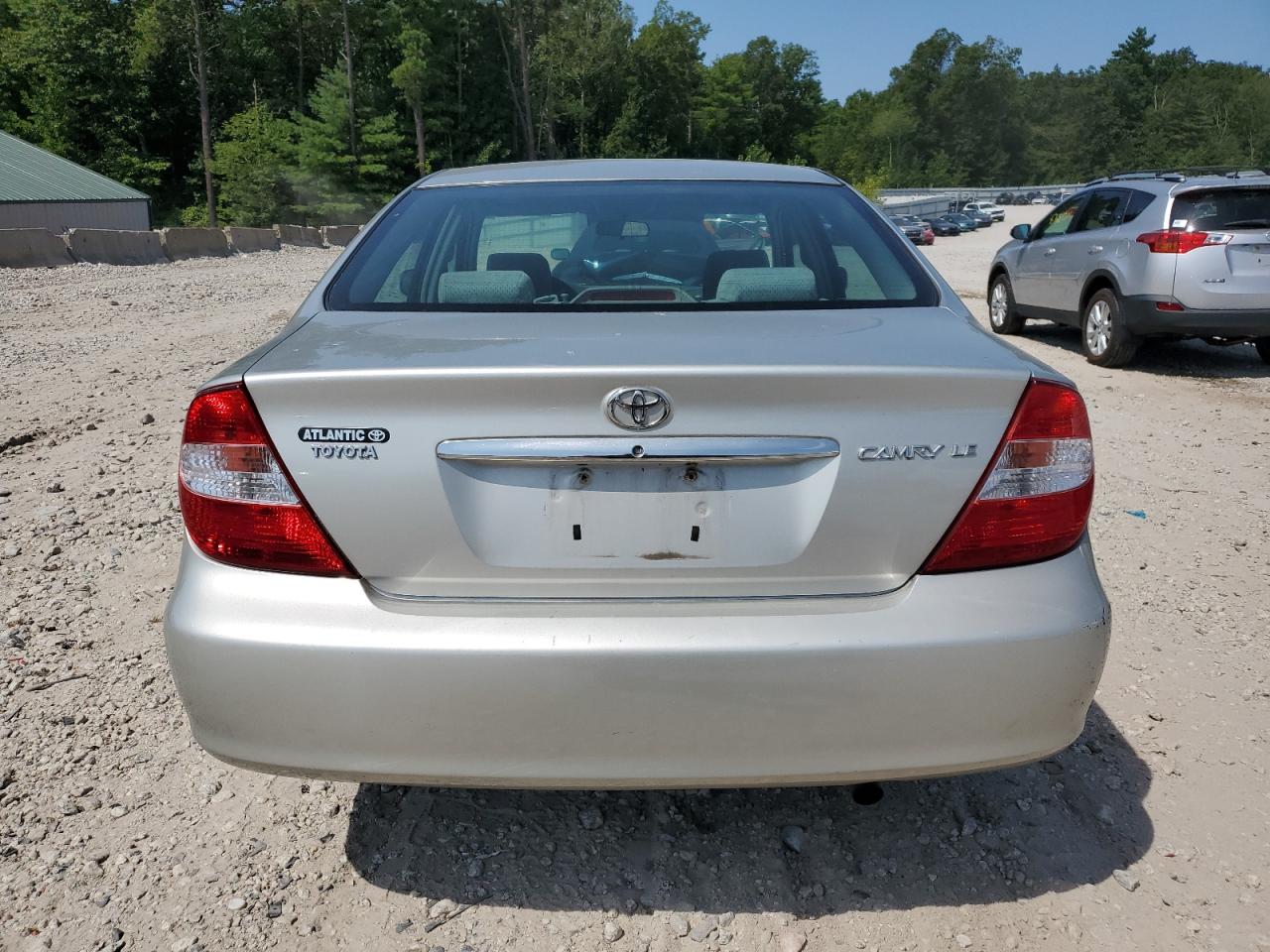 2004 Toyota Camry Le VIN: 4T1BE32K04U292835 Lot: 68074235
