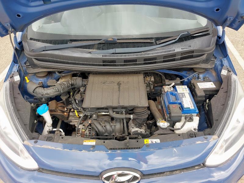 2017 HYUNDAI I10 SE