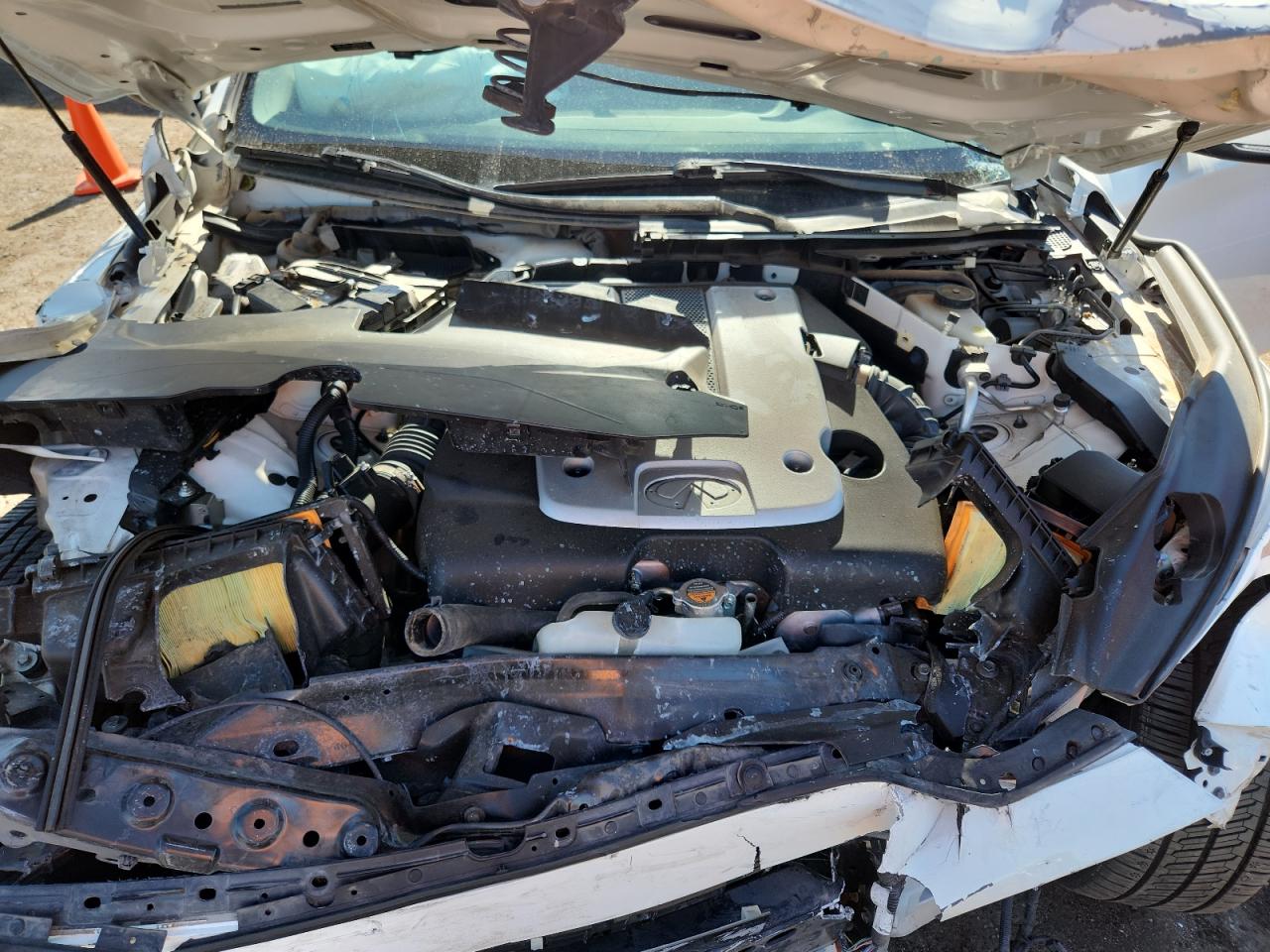 2015 Infiniti Q50 Base VIN: JN1BV7ARXFM390657 Lot: 69918285