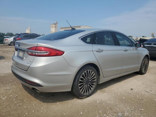  FORD FUSION 2017 Srebrny