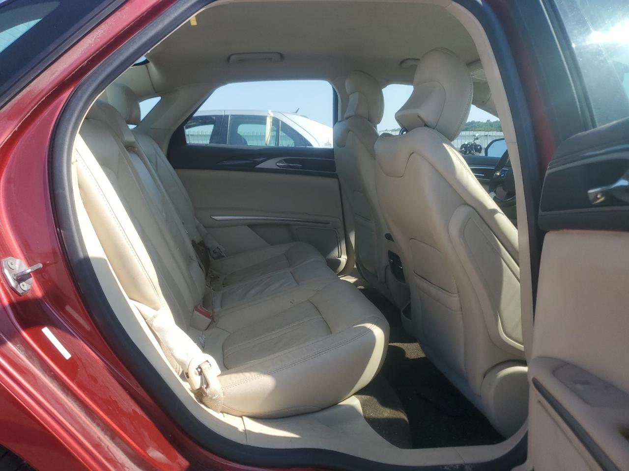 2014 Lincoln Mkz VIN: 3LN6L2J97ER824235 Lot: 68037345