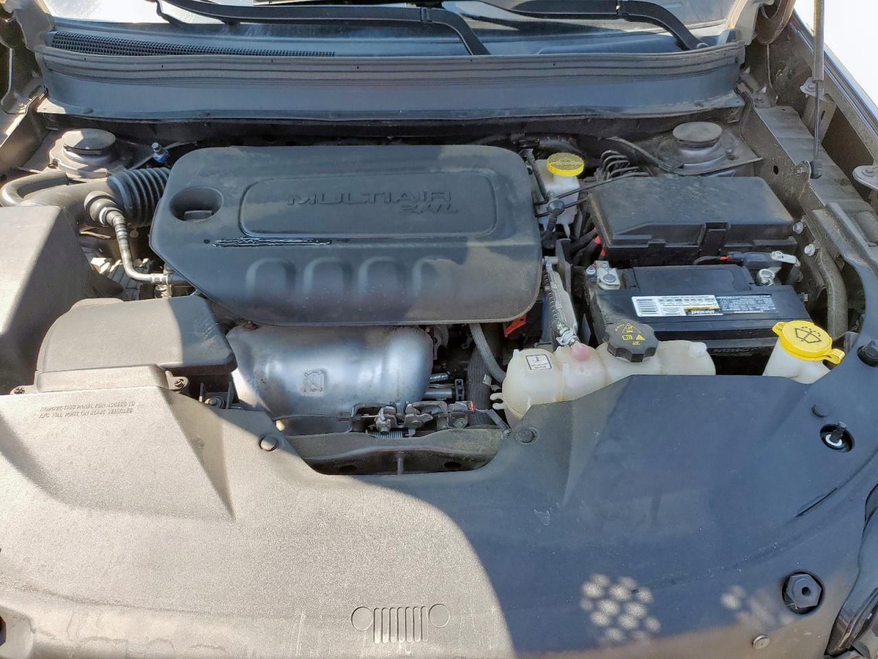 2019 Jeep Cherokee Latitude Plus VIN: 1C4PJLLB2KD338974 Lot: 67590585