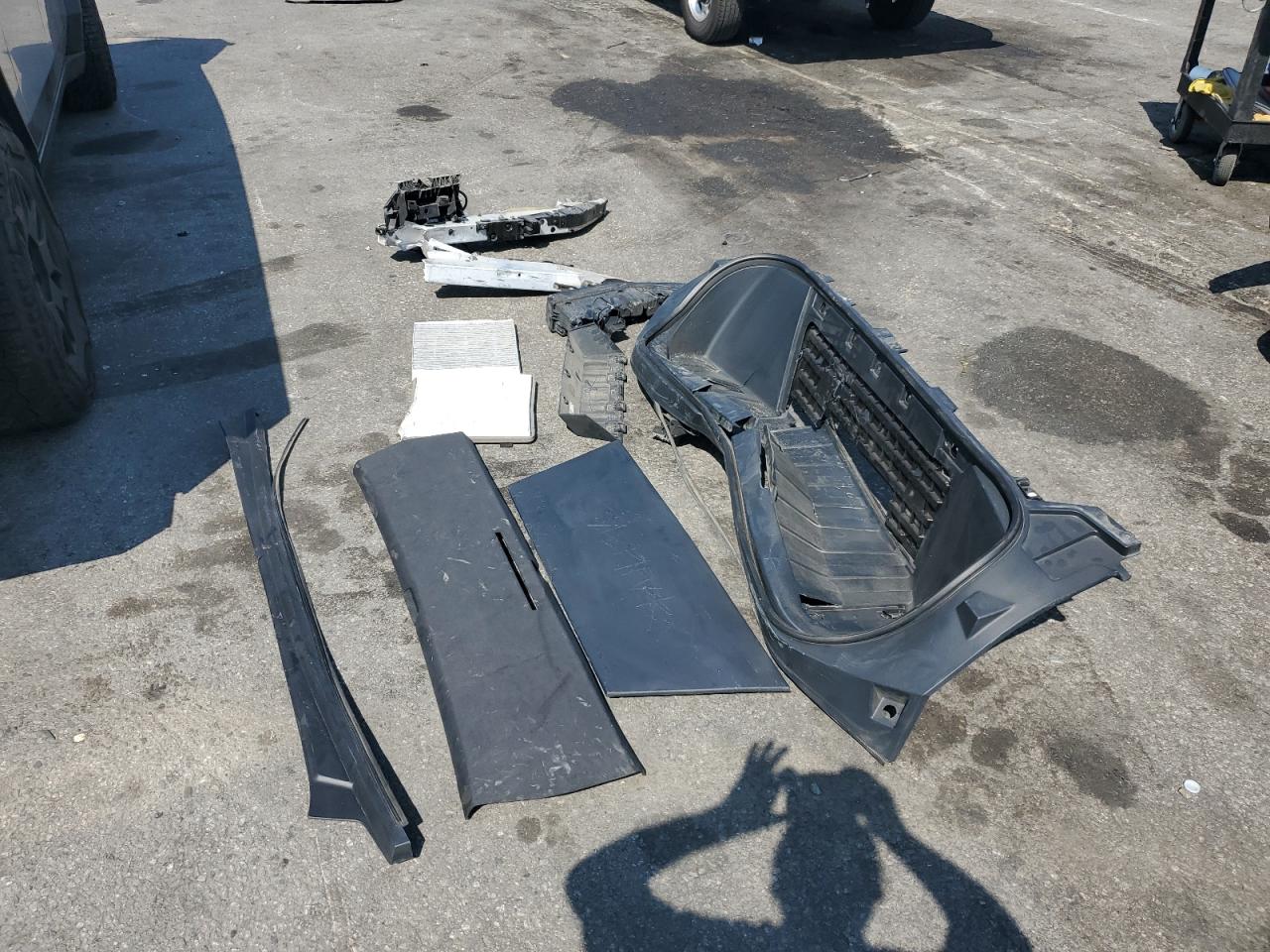 2024 Tesla Cybertruck VIN: 7G2CEHED7RA001681 Lot: 67993805