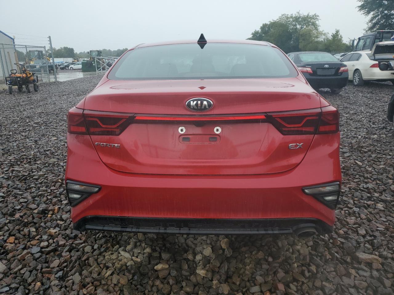 2021 Kia Forte Ex VIN: 3KPF54AD0ME405602 Lot: 70490085