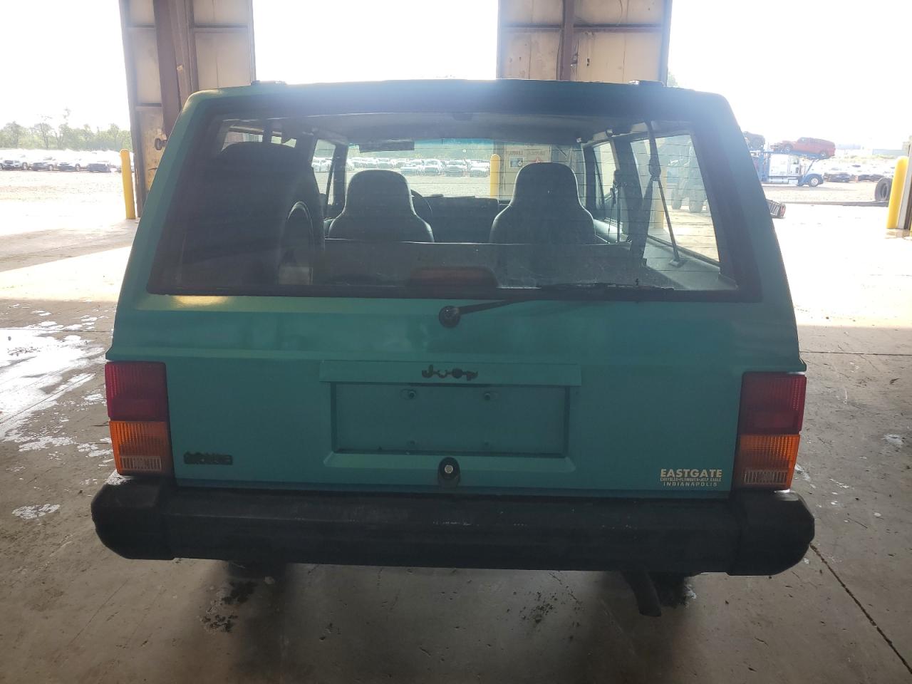 1996 Jeep Cherokee Se VIN: 1J4FJ27S7TL220372 Lot: 69694265