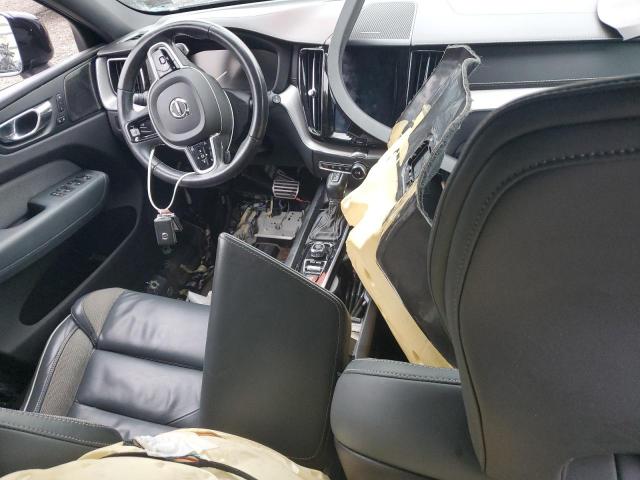  VOLVO XC60 2020 Серый