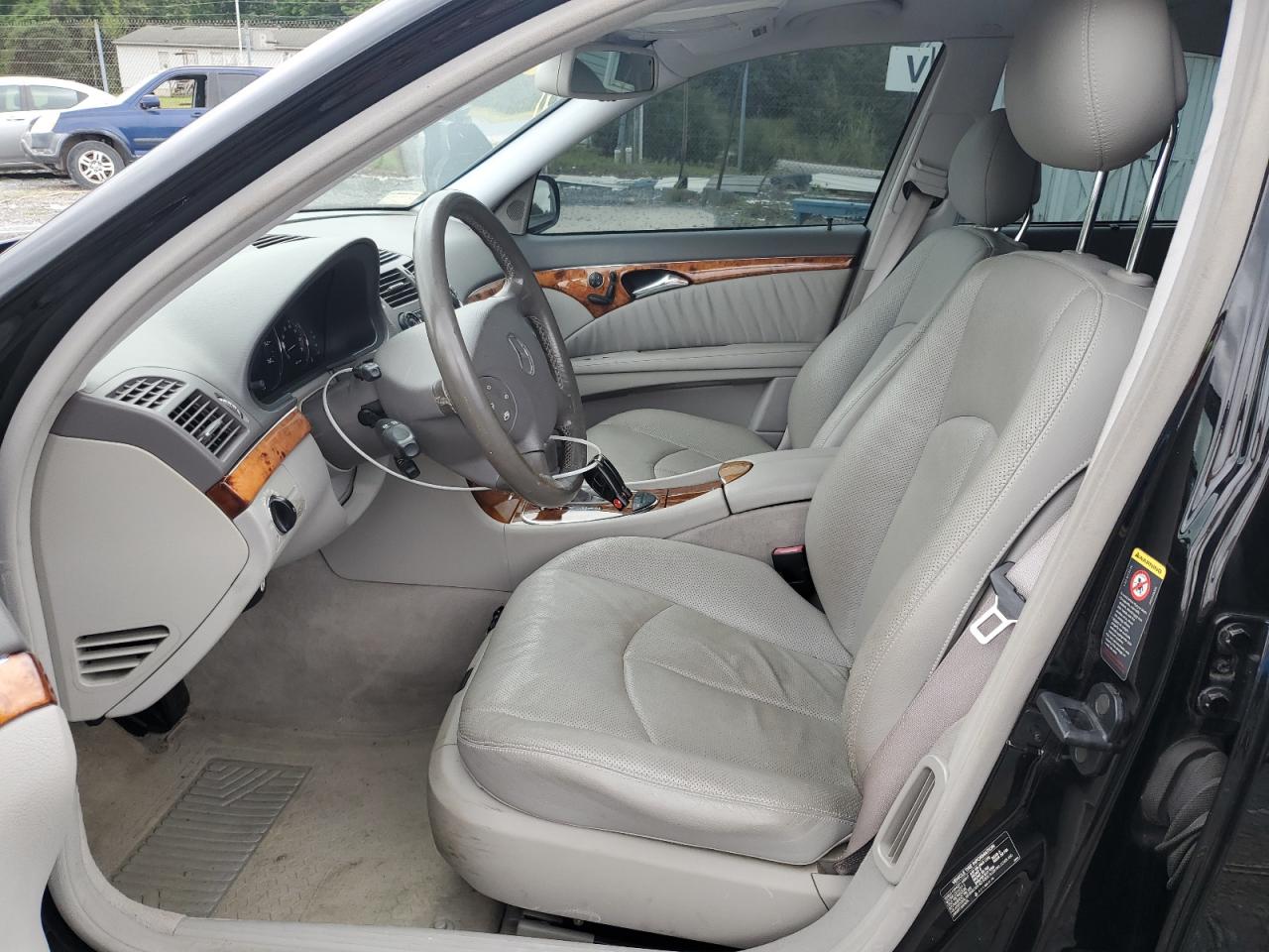 2003 Mercedes-Benz E 500 VIN: WDBUF70JX3A304936 Lot: 65901175