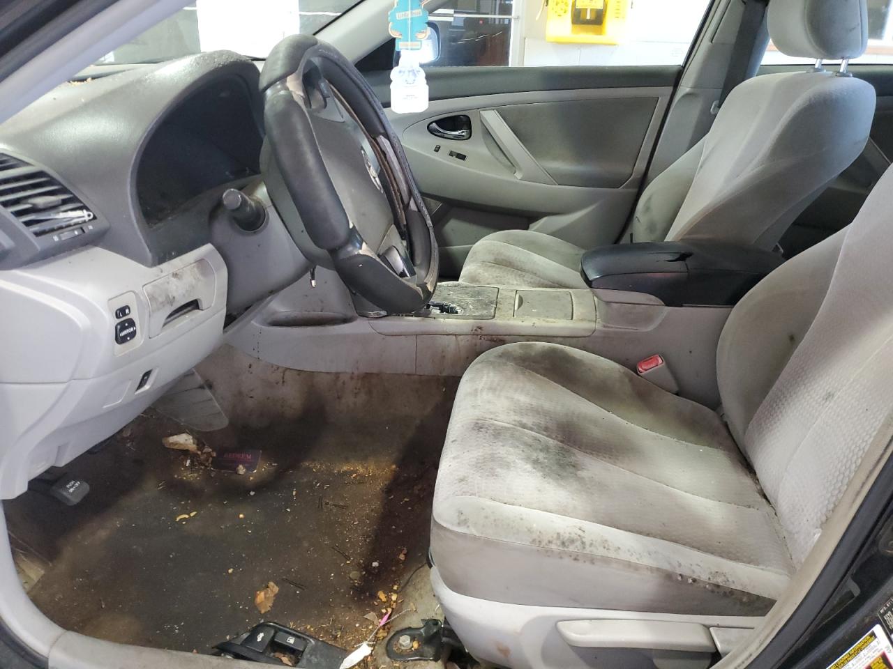 4T1BF3EK9AU044586 2010 Toyota Camry Base