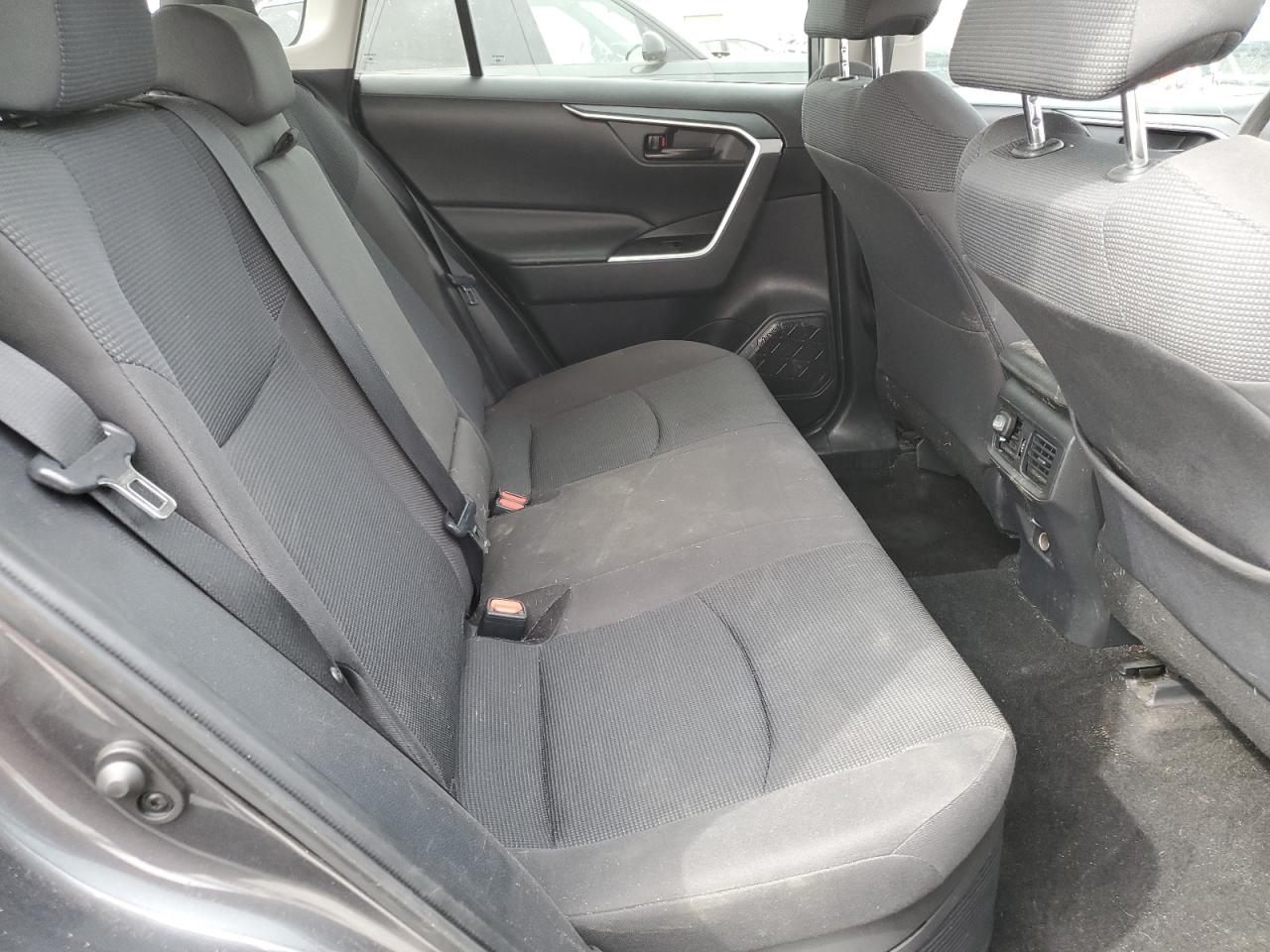 2020 Toyota Rav4 Le VIN: 4T3MWRFV3LU006480 Lot: 70600395