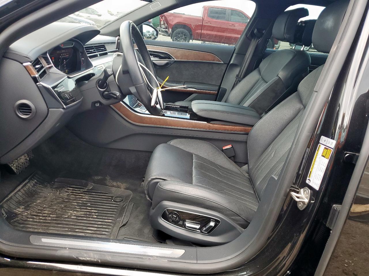 2021 Audi A8 L VIN: WAU8DAF88MN031030 Lot: 67609505