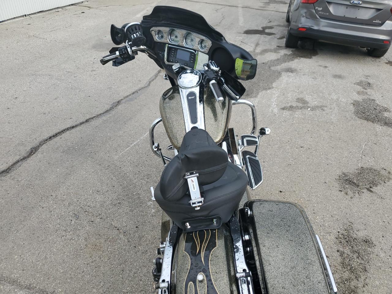 2016 Harley-Davidson Flhx Street Glide VIN: 1HD1KBM17GB609077 Lot: 68320435