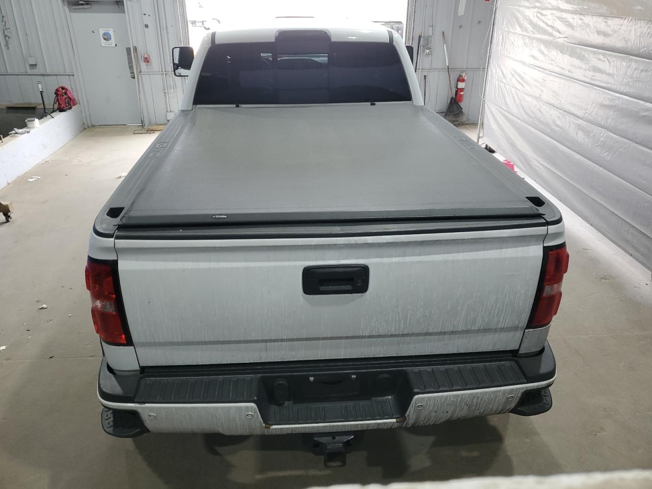 2017 GMC Sierra K2500 Denali VIN: 1GT12UEY7HF150409 Lot: 70551405