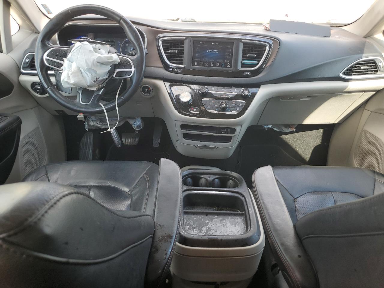 2018 Chrysler Pacifica Touring L VIN: 2C4RC1BG6JR119595 Lot: 68509285