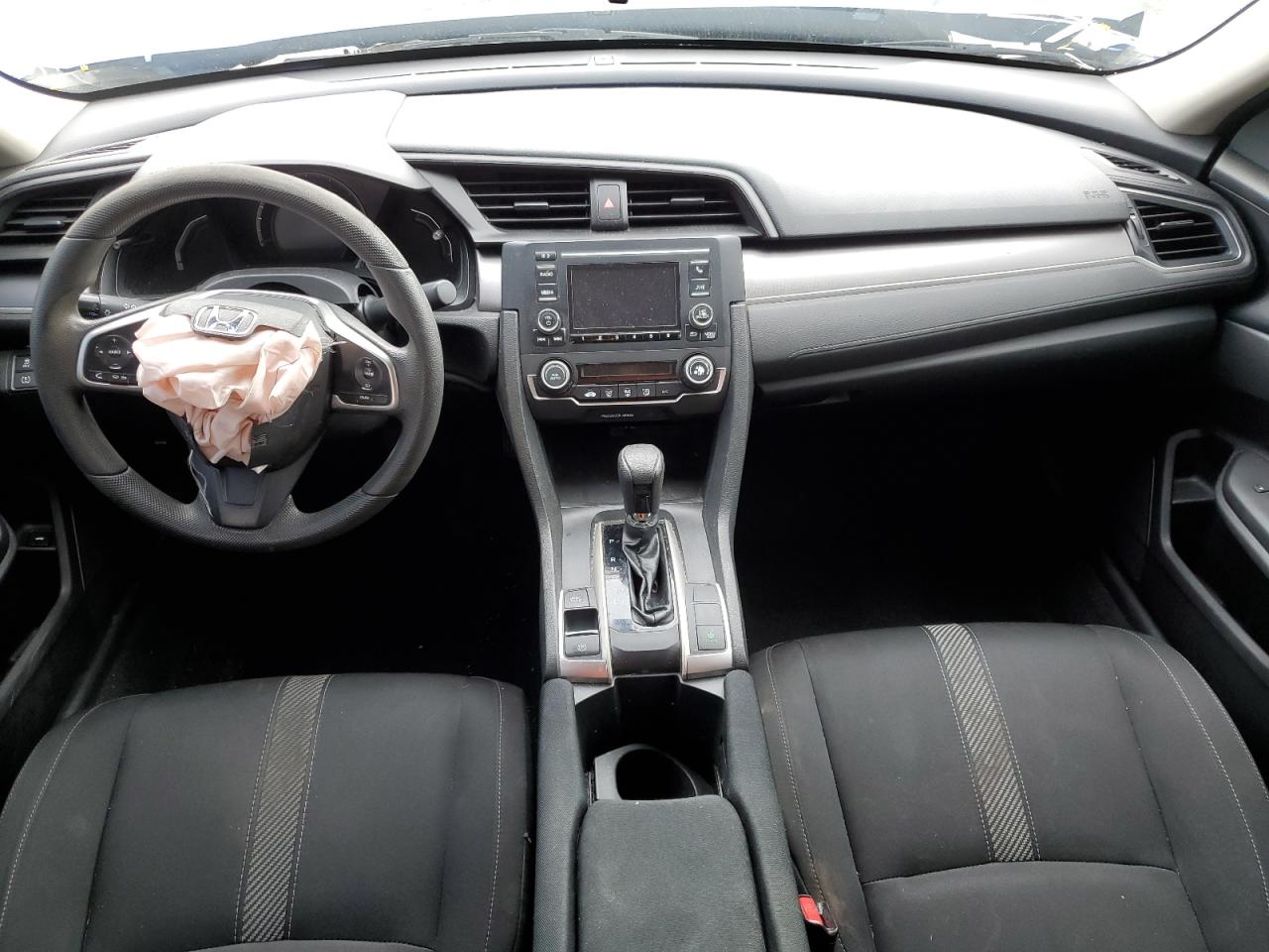 2018 Honda Civic Lx VIN: 19XFC2F5XJE020006 Lot: 69866765