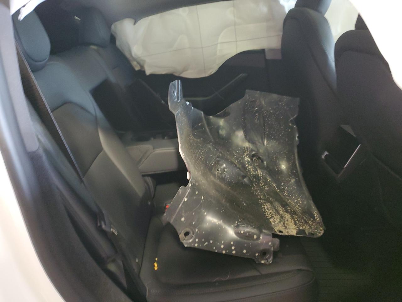 2026 Tesla Model Y VIN: 7SAYGDEE6TA405960 Lot: 67515135