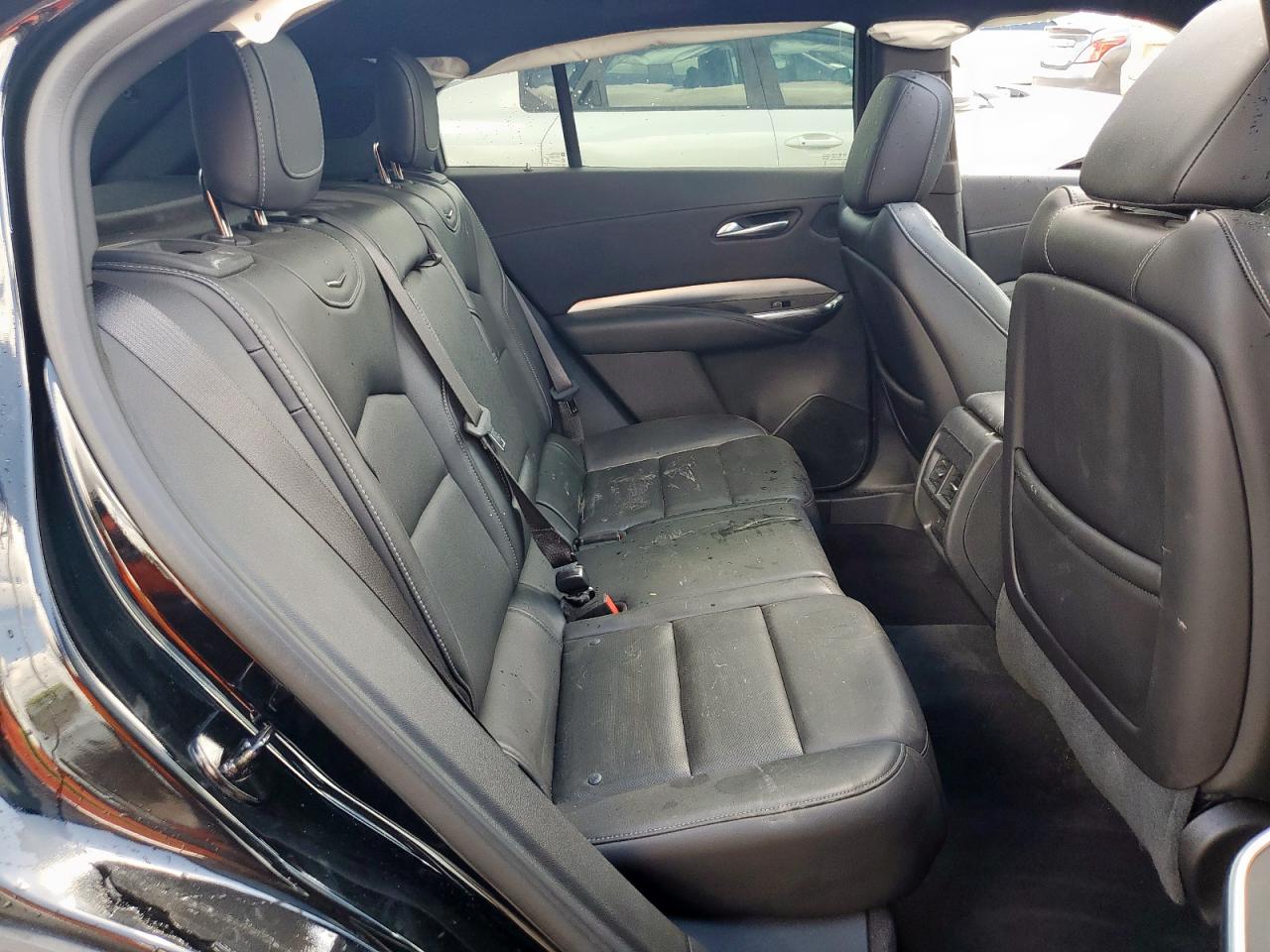 2019 Cadillac Xt4 Premium Luxury VIN: 1GYFZCR42KF162018 Lot: 67943105