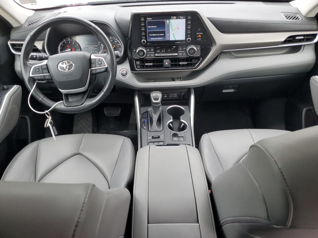 2022 Toyota Highlander Xle VIN: 5TDHZRBH2NS251736 Lot: 70069445