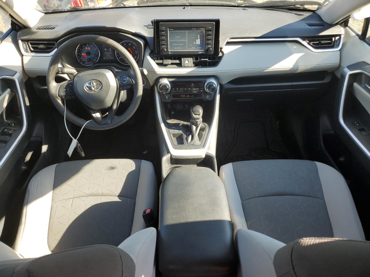 2T3W1RFV2MW116333 2021 Toyota Rav4 Xle