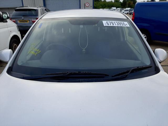 2014 HYUNDAI I10 SE