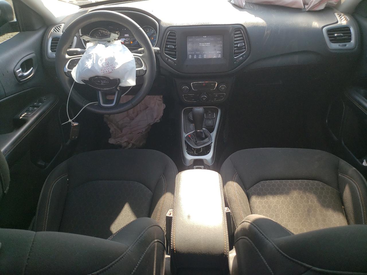 2020 Jeep Compass Sport VIN: 3C4NJDAB1LT219468 Lot: 68047175