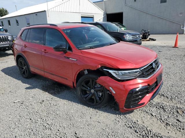  VOLKSWAGEN TIGUAN 2024 Czerwony