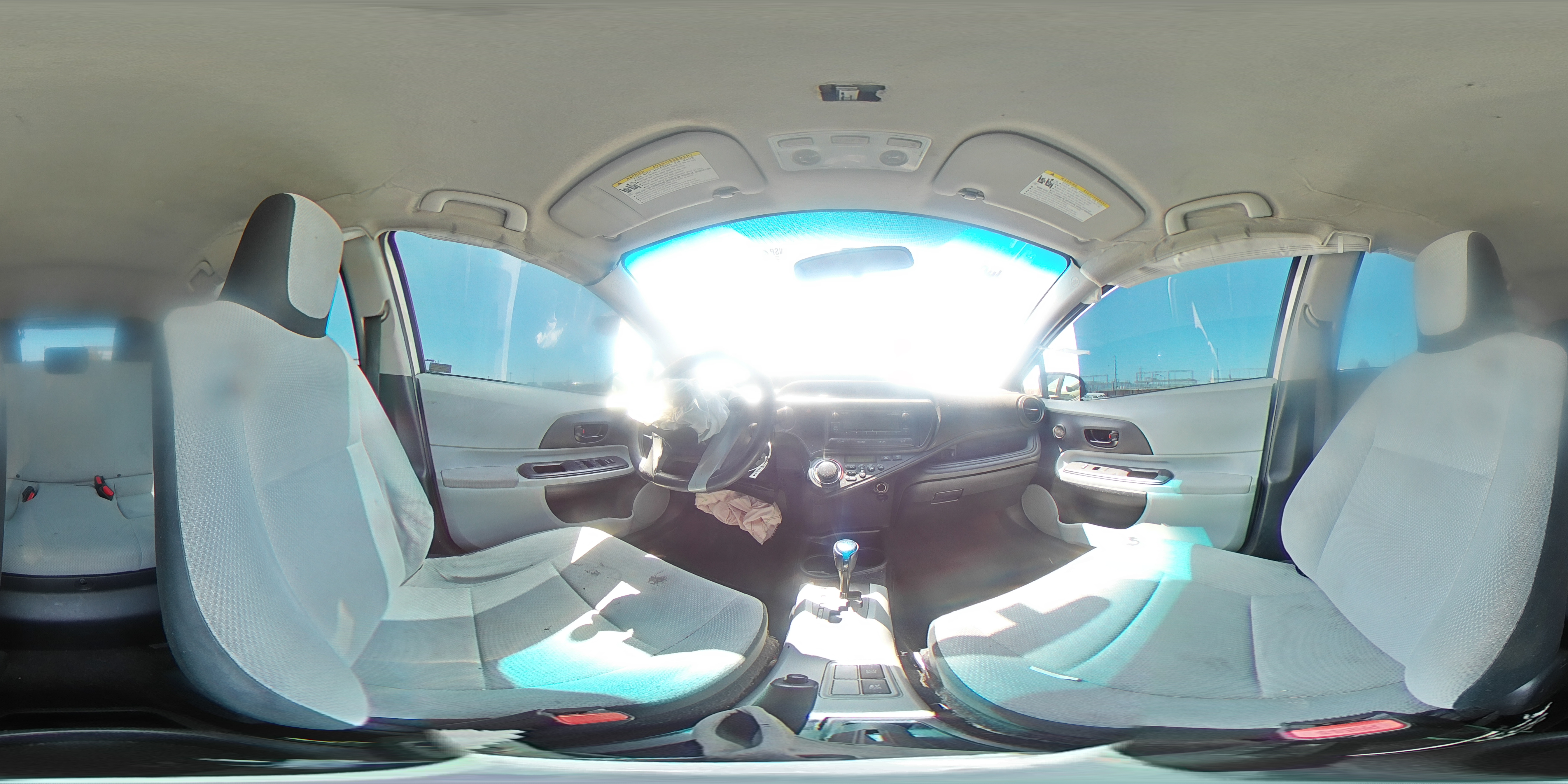 2013 Toyota Prius C VIN: JTDKDTB3XD1046702 Lot: 69222915