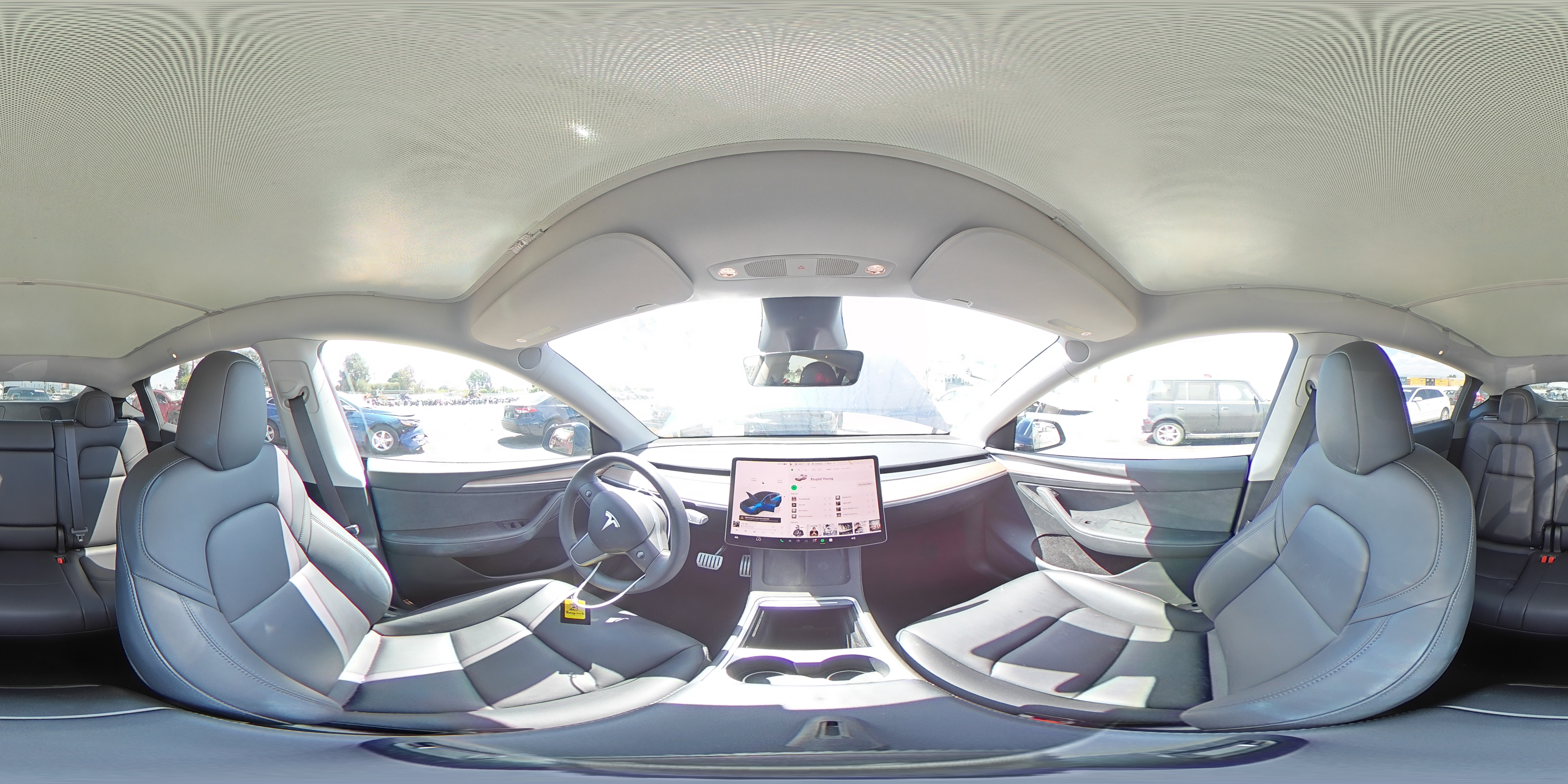 2023 Tesla Model Y VIN: 7SAYGDEF2PF912002 Lot: 70494555