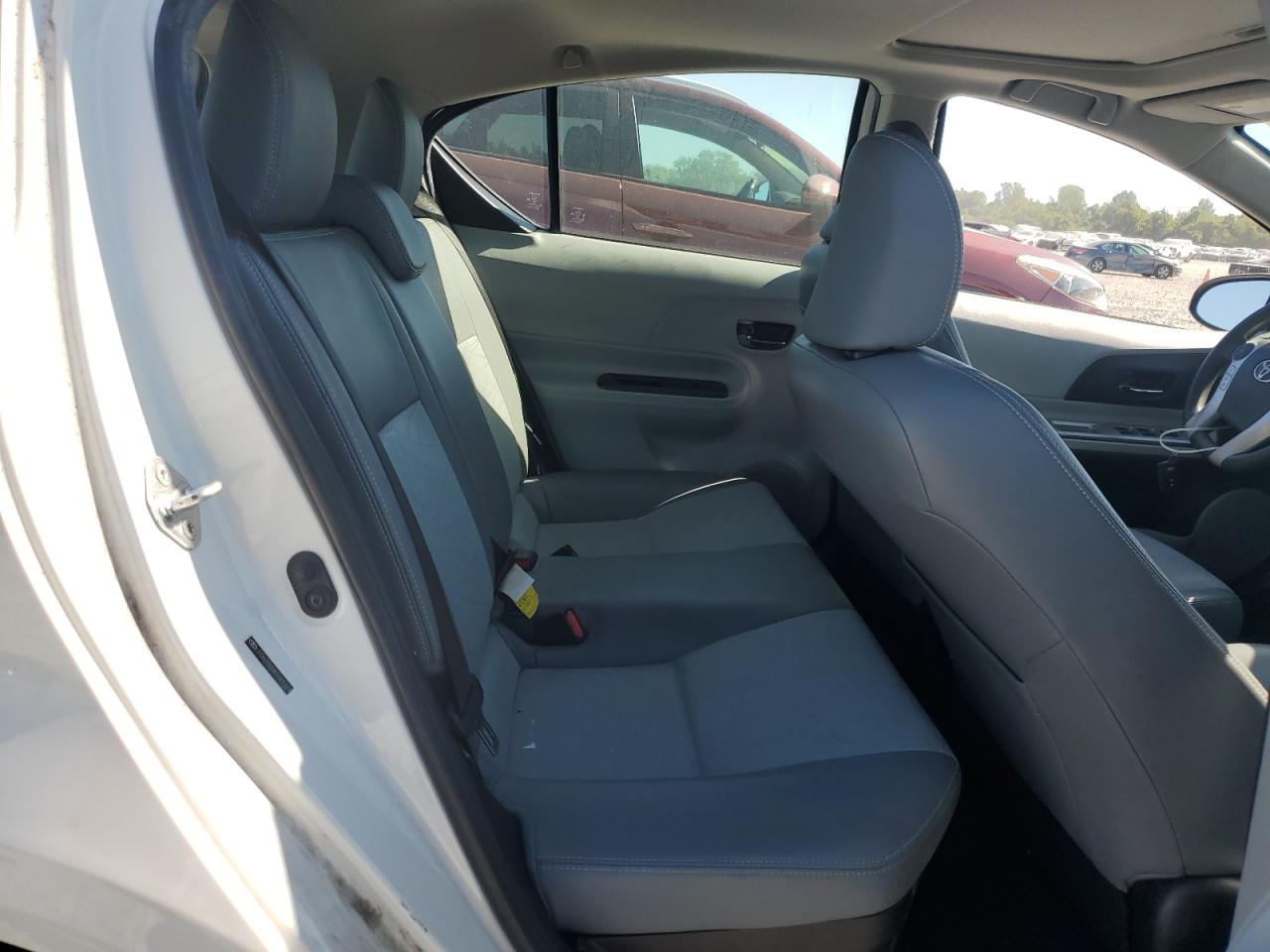 2012 Toyota Prius C VIN: JTDKDTB34C1001429 Lot: 69824295