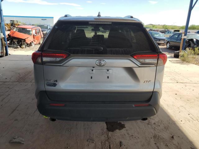  TOYOTA RAV4 2023 Серебристый