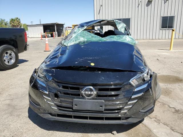  NISSAN VERSA 2024 Czarny