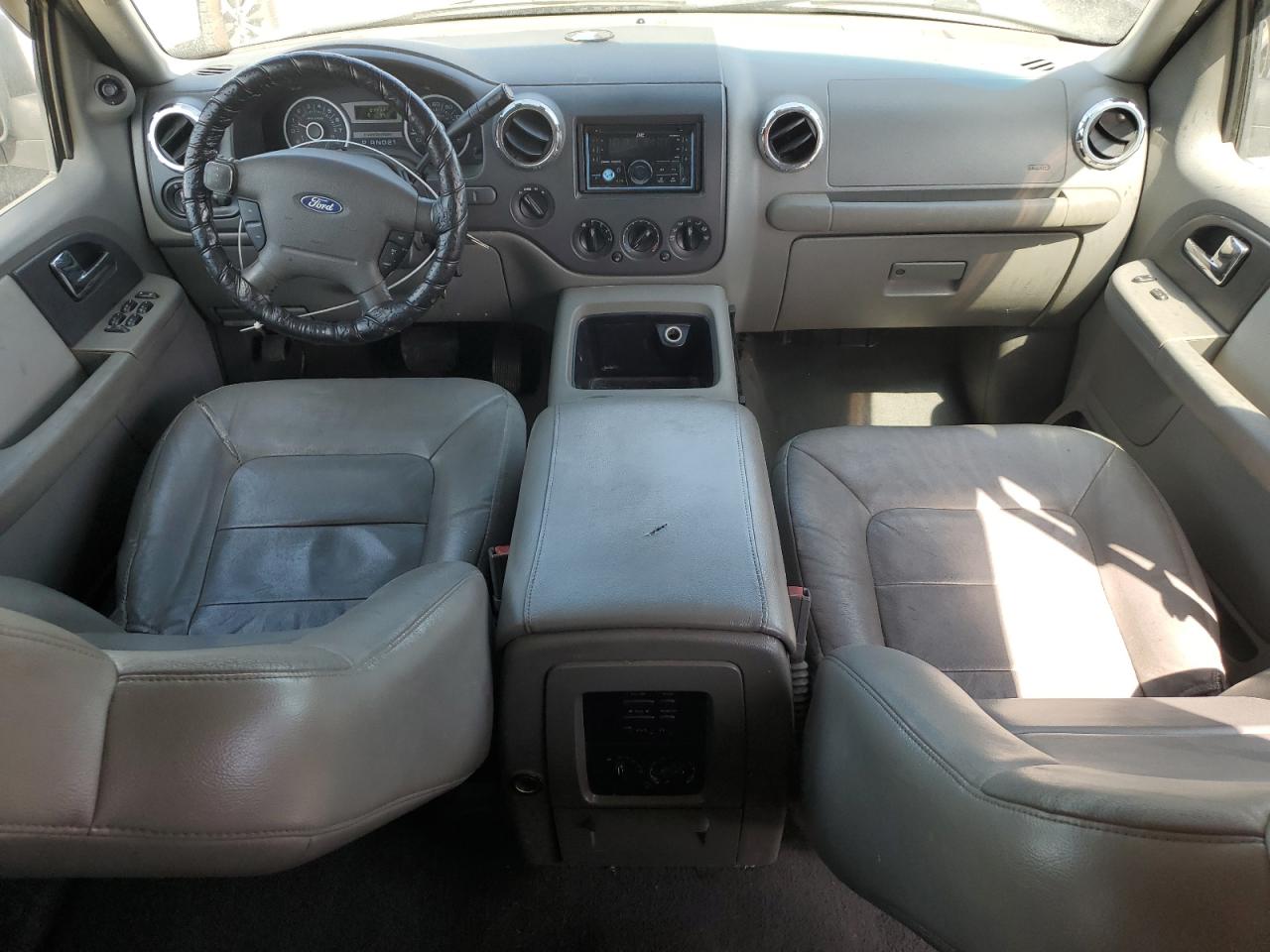 1FMPU16545LA52535 2005 Ford Expedition Xlt