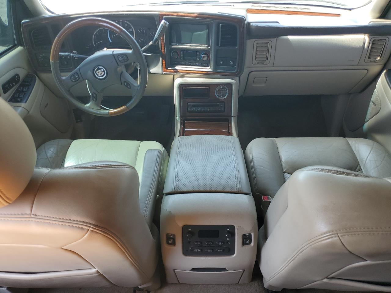2004 Cadillac Escalade Luxury VIN: 1GYEK63N34R193363 Lot: 66896495