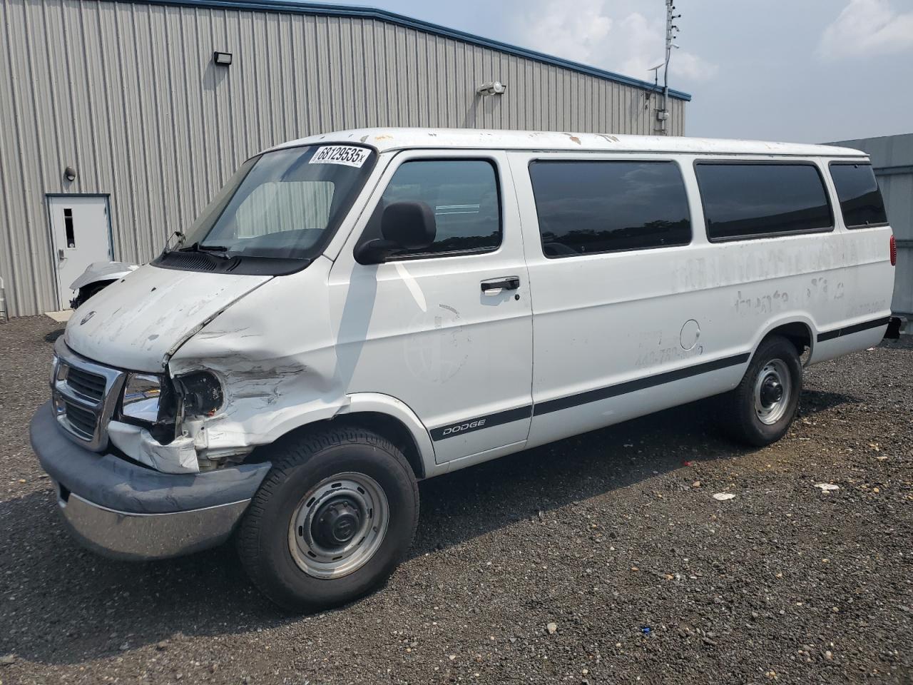 2B5WB35Z1YK102195 DODGE B SERIES Photo 1