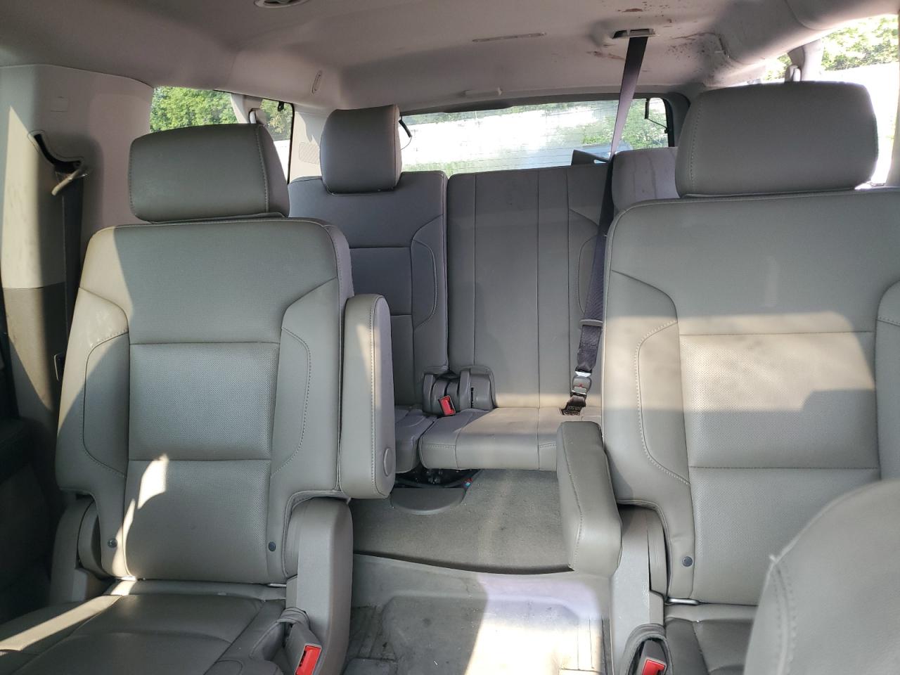 2020 Chevrolet Suburban K1500 Premier VIN: 1GNSKJKC9LR133377 Lot: 68638975