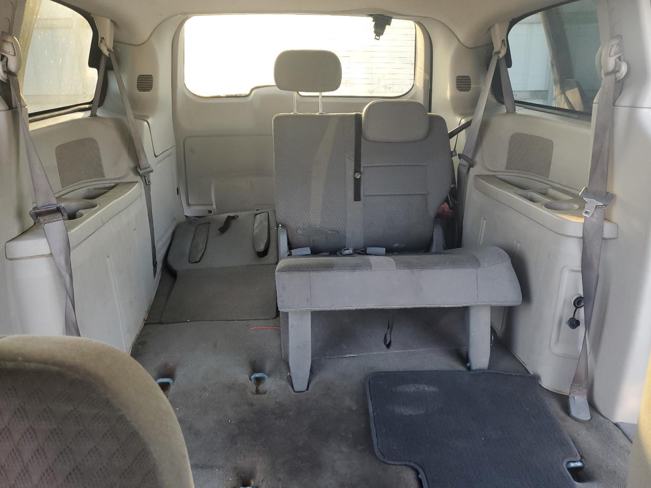 2009 Chrysler Town & Country Lx VIN: 2A8HR44E49R535852 Lot: 68336945