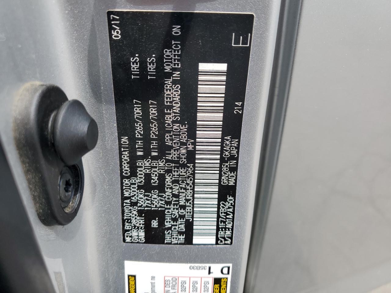 2017 Toyota 4Runner Sr5/Sr5 Premium VIN: JTEBU5JR8H5457964 Lot: 67437165